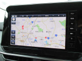 日産純正カーナビゲーション・大画面表示で地図も見やすく、初めての道もこれがあれば安心ですね。