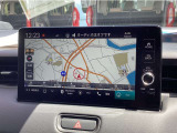 Honda純正ナビゲーション装備(HondaCONNECT対応)スマートフォンからリモート操作が可能。車内Wi-Fiや自動地図更新など便利な機能が使用できます。●基本パック(有料)が必要