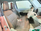 【フロントシート】運転席は必ず使用する部分ですので、座り心地が重要です★ぜひ一度ご体感下さい★