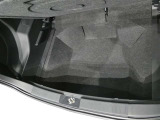 荷室アンダートレイ下収納スペース有ります。
