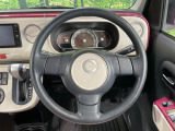 ステアリングも使用感が少なく、きれいな状態となっております♪