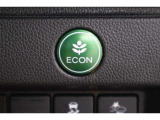 ECONスイッチの効果とあなたの運転で、クルマと力をあわせ「燃費向上=ガソリン代の節約=CO2 削減」のチャレンジをお楽しみください。