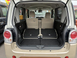 後部座席を倒すと大容量のラゲッジルームに!