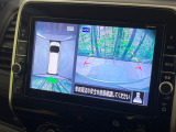 【アラウンドビューモニター】専用のカメラにより、上から見下ろしたような視点で360度クルマの周囲を確認することができます☆死角部分も確認しやすく、狭い場所での切り返しや駐車もスムーズに行えます。