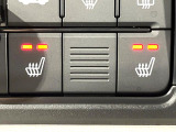 【シートヒーター】寒い日に重宝するシートヒーター!エアコンより早く温まってくれるので寒がりの人も安心ですね♪エアコンの温風は乾燥するから苦手、という方にもをおすすめです。