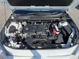 エンジンルームの画像です。店舗にて現車の確認もいただけますので、お電話で在庫のご確認の上是非ご来店くださいませ!!!ワクワクするクルマ選びをご提案します!
