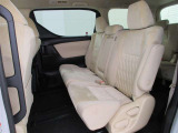 清潔で広々した座席です。ぜひ、現車を見て体感してみてください。