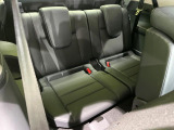 3列目シートはもちろん状態良好☆大人でもゆったりと座って頂けますので、大人数でのお出かけもラクラクです♪ご家族で、気の知れた仲間で、ドライブに行くのが楽しみですね♪