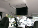 後席モニター。