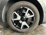 純正ホイール装着してます