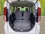 後席を格納すると、これだけの広さが!シーンに合わせたシートアレンジで、大きな荷物も積むことが出来ます♪