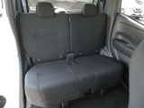 セカンドシートもゆったりです。