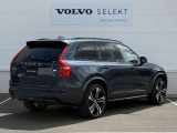 ◆バック/万が一を考え、安全性を重視する方に選ばれているVOLVO車。ドアを開閉するとその重み・厚みに驚くはず
