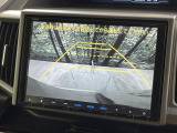 【バックカメラ】駐車時に後方がリアルタイム映像で確認できます。大型商業施設や立体駐車場での駐車時や、夜間のバック時に大活躍!運転スキルに関わらず、今や必須となった装備のひとつです!