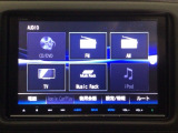 【オーディオ機能】オーディオは、フルセグTVの他にDVD/CDプレーヤーを装備♪もちろんFM/AMラジオもお聞きいただけますよ♪