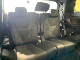 3列目シートはもちろん状態良好☆大人でもゆったりと座って頂けますので、大人数でのお出かけもラクラクです♪ご家族で、気の知れた仲間で、ドライブに行くのが楽しみですね♪