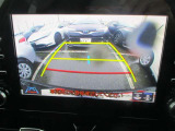 バックカメラ付き♪車庫入れ、バックでの駐車時に後方が見える事での安心感は大きいです☆一度装備したら外せなくなるアイテムです♪