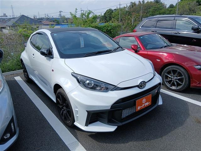 GRヤリス 1.6 RC 4WD 禁煙車 4WD