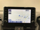 ナビ搭載。目的地までのドライブをサポートします。