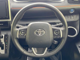 【純正革巻きステアリング】上質な革を使用することで、手にしっかり馴染みとても運転しやすいハンドルです♪