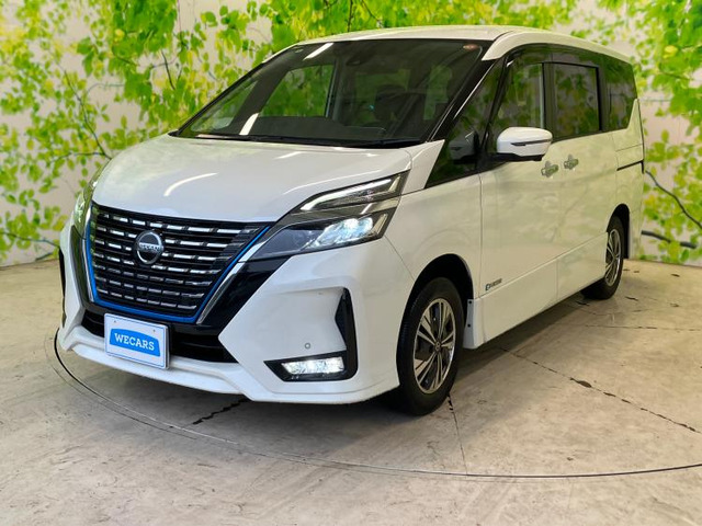 セレナ 1.2 e-POWER ハイウェイスターV 