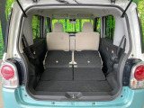 普段のお買い物や通勤、送迎等に十分な荷室スペースを確保しております。セカンドシートを倒すと、大きな荷物の積載も可能です♪