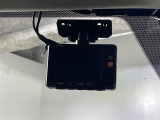 【ドライブレコーダー】映像・音声などの運転中の記録を残します。事故などを起こした起こされた時の証拠になりえますので、もしも時でも安心ですね。