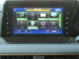 純正9インチメモリーナビです。 ラジオ、CD・フルセグTV、Bluetoothオーディオ接続が利用可能です。