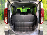 普段のお買い物や通勤、送迎等に十分な荷室スペースを確保しております。セカンドシートを倒すと、大きな荷物の積載も可能です♪