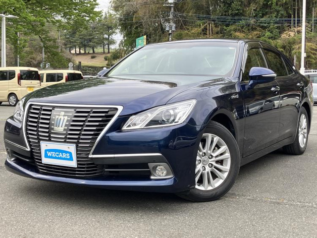 クラウン ハイブリッド 2.5 ロイヤルサルーン 