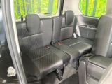 3列目シートはもちろん状態良好☆大人でもゆったりと座って頂けますので、大人数でのお出かけもラクラクです♪ご家族で、気の知れた仲間で、ドライブに行くのが楽しみですね♪
