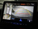 パノラミックビューモニター付きなので、駐車も安心♪♪
