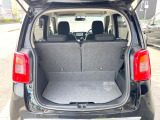 普段のお買い物や通勤、送迎等に十分な荷室スペースを確保しております。セカンドシートを倒すと、大きな荷物の積載も可能です♪
