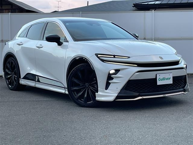 クラウンスポーツ 2.5 Z E-Four 4WD 本革シート