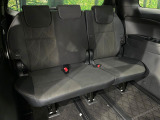 3列目シートはもちろん状態良好☆大人でもゆったりと座って頂けますので、大人数でのお出かけもラクラクです♪ご家族で、気の知れた仲間で、ドライブに行くのが楽しみですね♪