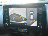 バックモニター & アラウンドビューモニターも付いています!!