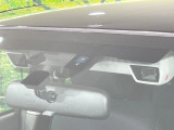 【アイサイト】前方の車両等を検知し、衝突しそうな時は警報で注意を促し、ブレーキを踏む力をサポート。ブレーキを踏めなかった場合は衝突被害軽減ブレーキが作動、衝突回避をサポートします。