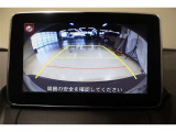 ■バックモニター付なので後退時に後方が見えるので安心。 車は構造上、死角がたくさんなので万が一を考えると必須ですね。 あくまで補助の為の装備、バックは目視で確認する事が重要ですよ。