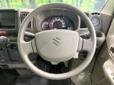 ステアリングも使用感が少なく、きれいな状態となっております♪