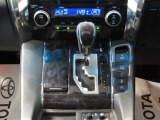 【シフト】直感で操作しやすいシフトレバーになっております!