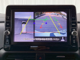 マルチビューカメラを搭載ですので、まるで見下ろし映像のように車両の周囲を確認できます。