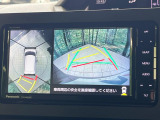 【パノラマモニター】専用のカメラにより、上から見下ろしたような視点で360度クルマの周囲を確認することができます☆死角部分も確認しやすく、狭い場所での切り返しや駐車もスムーズに行えます。