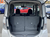 【トランク】積み込みやすくて、たっぷり積める荷室です。シートアレンジできるものは、乗車人数と荷物の量や大きさによってシートを動かすことができるので、より快適なドライブが可能です!