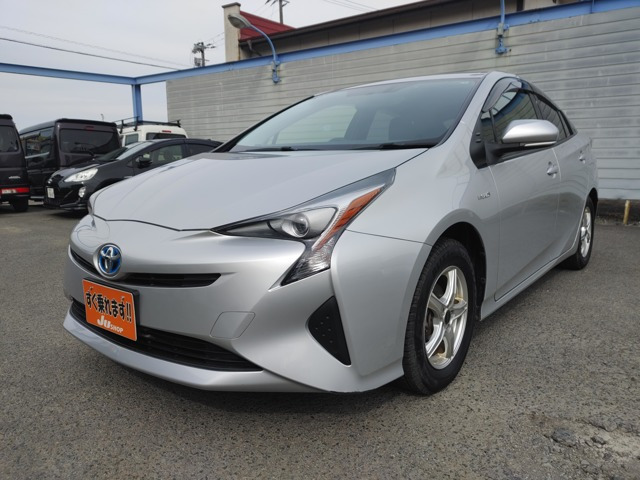 プリウス 1.8 S E-Four 4WD