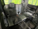 3列目シートはもちろん状態良好☆大人でもゆったりと座って頂けますので、大人数でのお出かけもラクラクです♪ご家族で、気の知れた仲間で、ドライブに行くのが楽しみですね♪