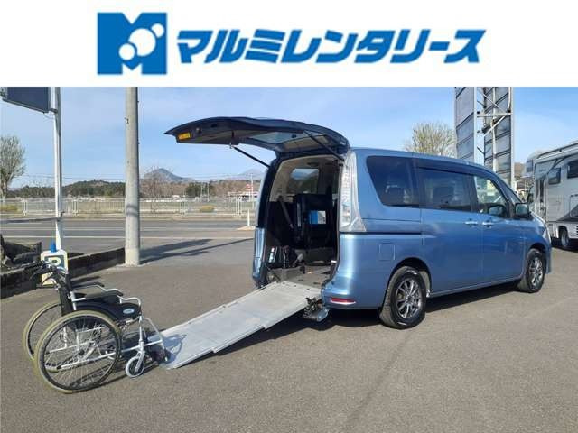 日産 セレナ 