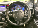 ステアリングも使用感が少なく、きれいな状態となっております♪