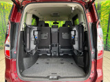 普段のお買い物や通勤、送迎等に十分な荷室スペースを確保しております。セカンドシートを倒すと、大きな荷物の積載も可能です♪