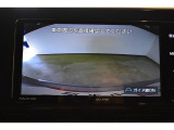 バックモニター付き。 車両後方の映像が画面に表示されるので、車庫入れが苦手な人も安心です。ただし、目視確認もお忘れなくお願いいたします。