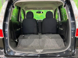 普段のお買い物や通勤、送迎等に十分な荷室スペースを確保しております。セカンドシートを倒すと、大きな荷物の積載も可能です♪